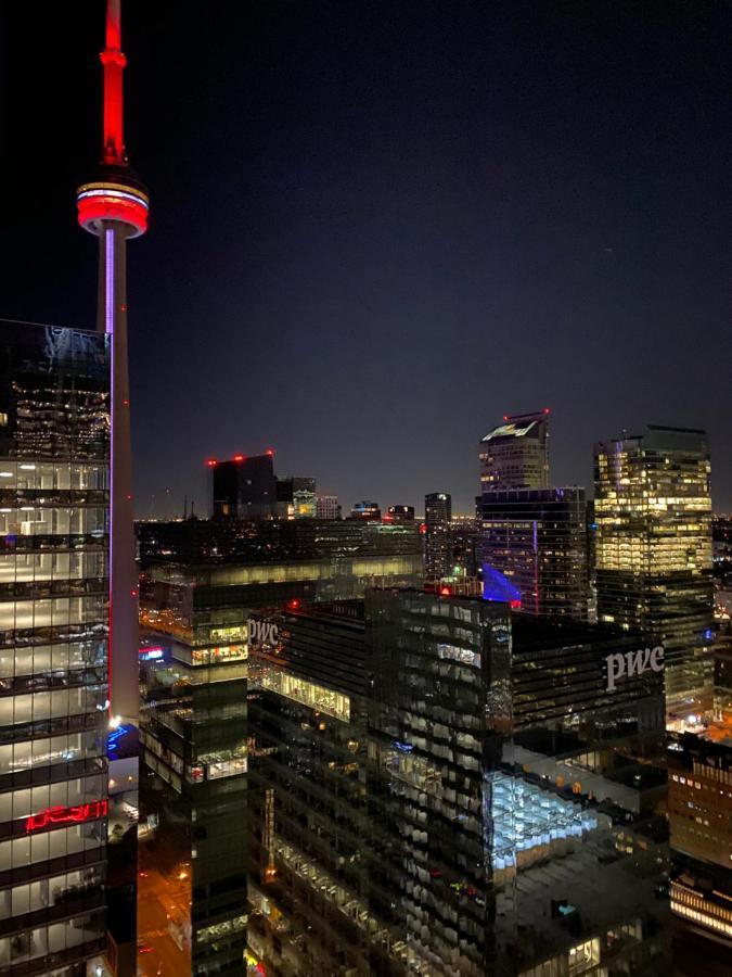 Toronto Cn Tower Maple Leaf Square Luxurious 2 Bedroom Condo Luaran gambar